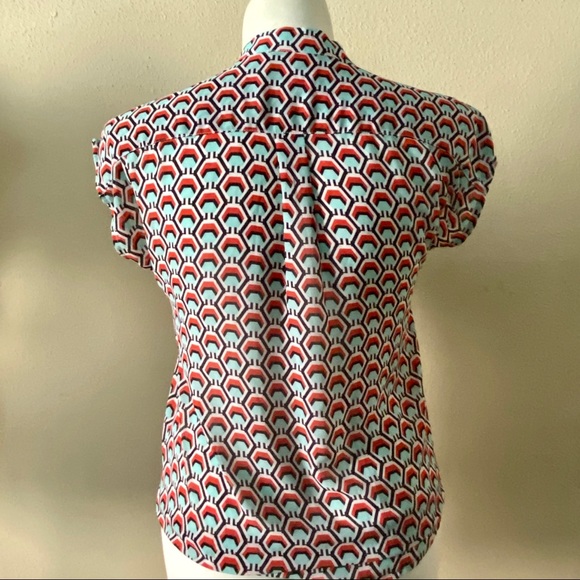 3/$15 Rose & Olive patterned top - Picture 4 of 4